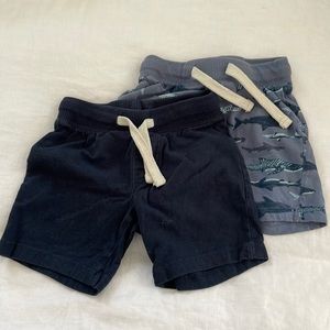 EUC Old Navy shorts. 2T, two pairs